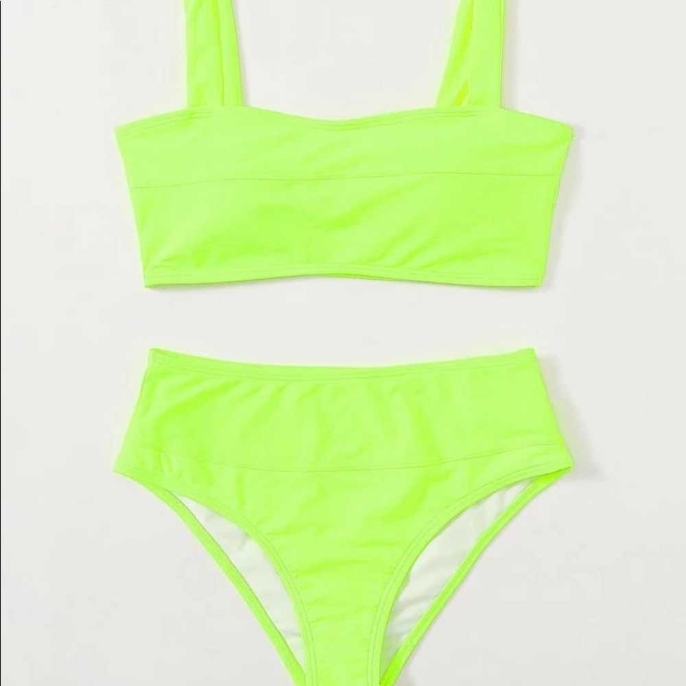 Neon bikini - Picture 2 of 4